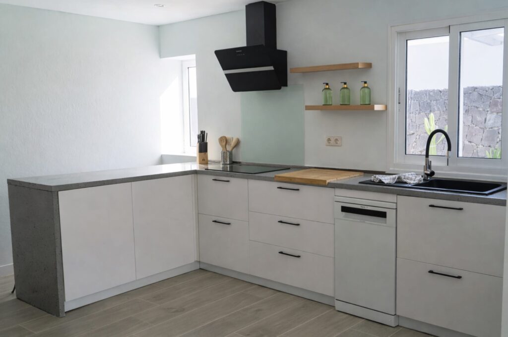 Ver el cocina de villas en Playa Blanca, Villa cactus